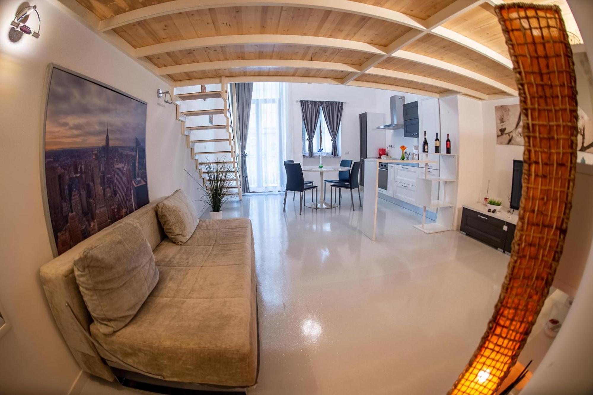 Angel White Loft Apartment *